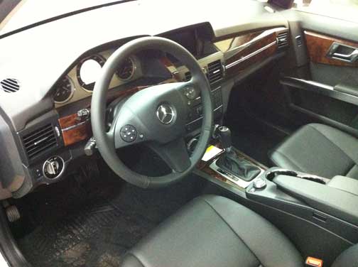 2012 Mercedes GLK interior